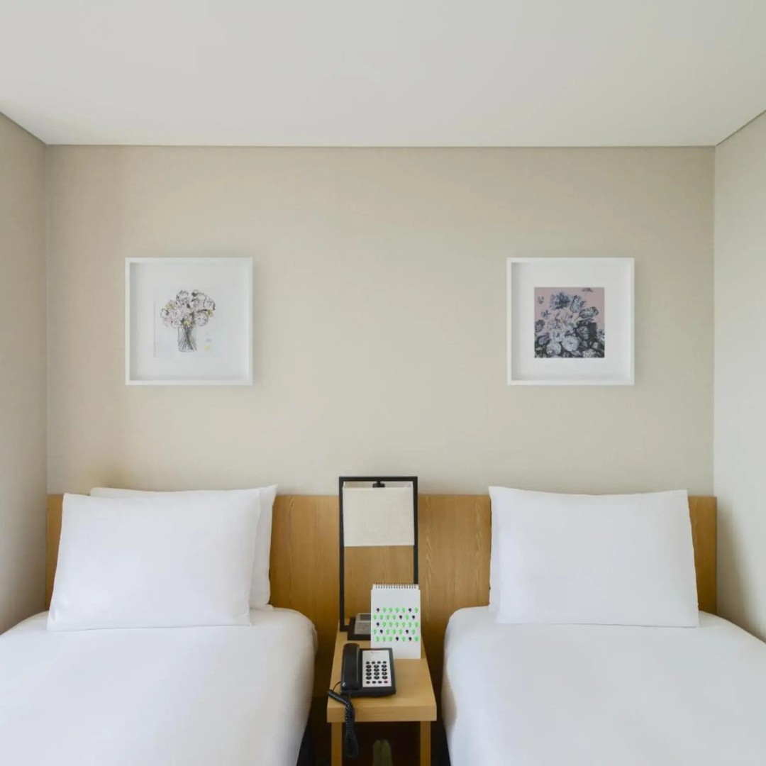 Photo - Harbor Park Hotel