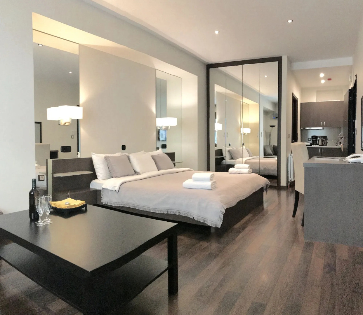 Foto - Athens Mansion Luxury Suites