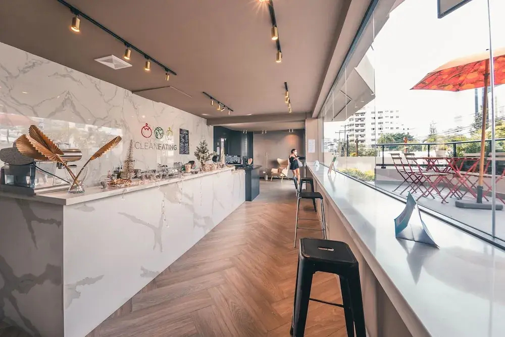 Photo - Regatta Living Hotel
