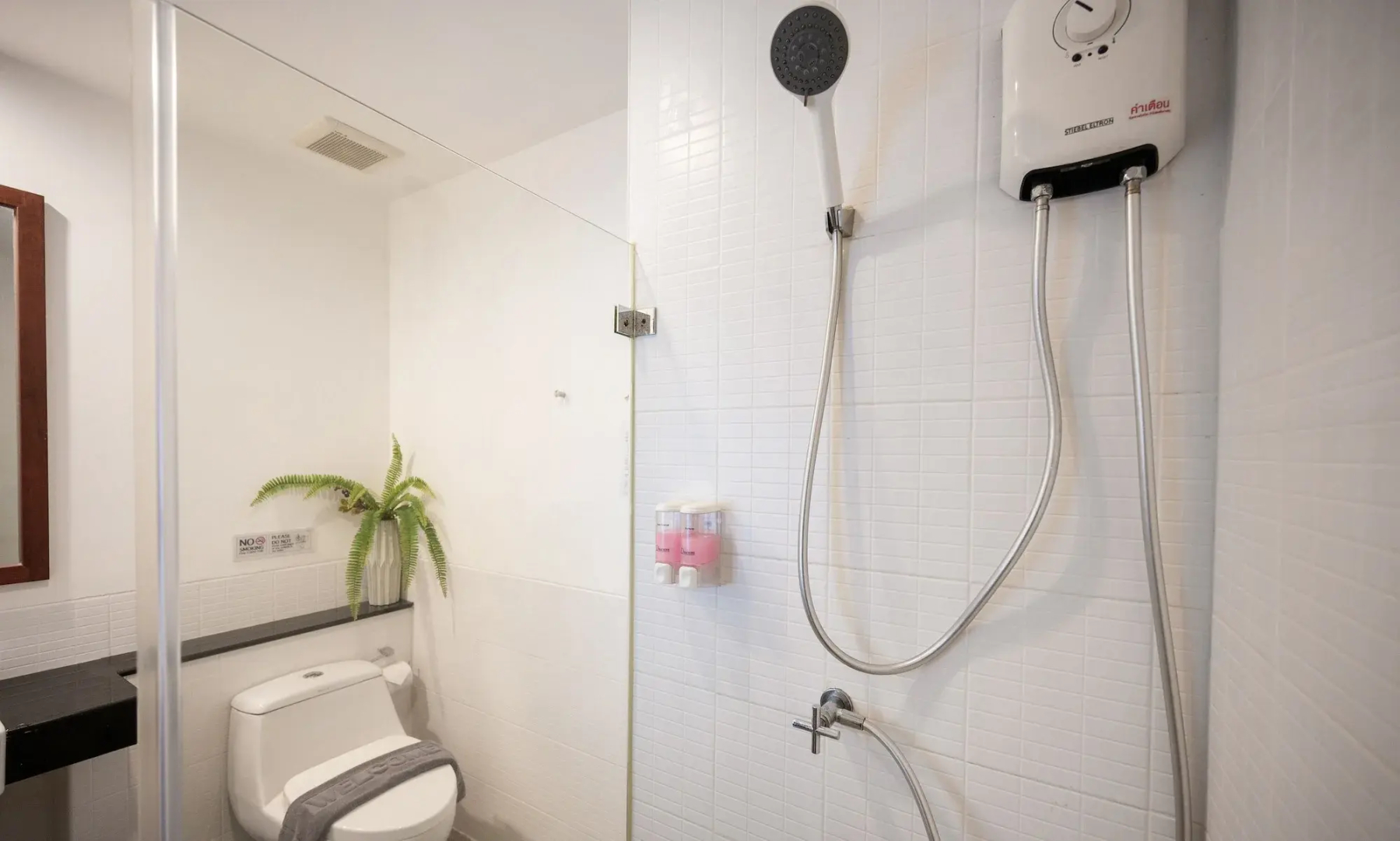 Photo - The Corner Lodge