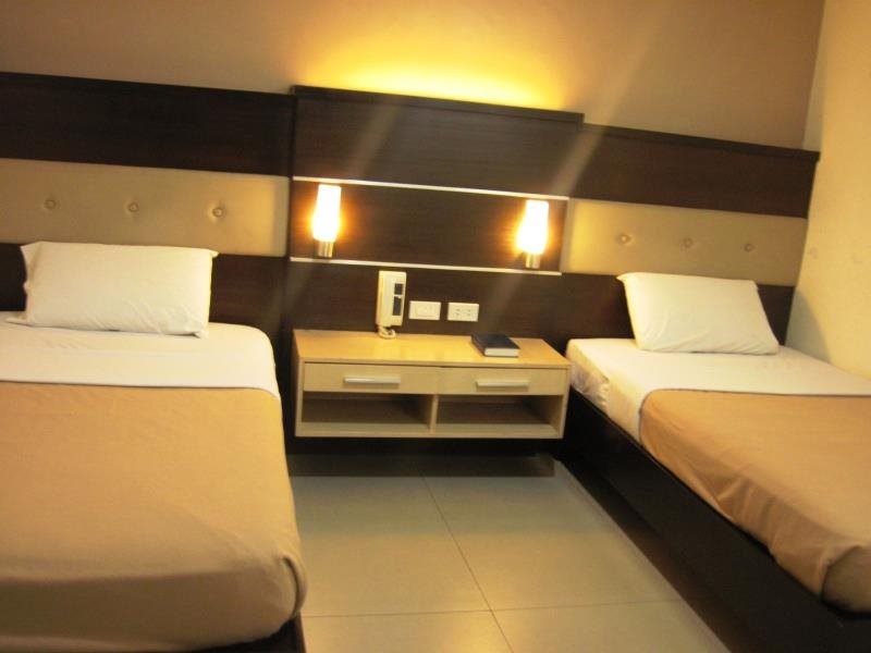 Olongapo Travel Lodge