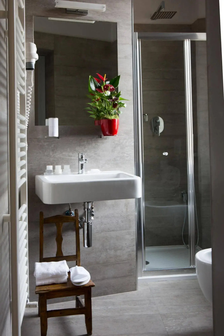 Photo - Numa Florence Rodo