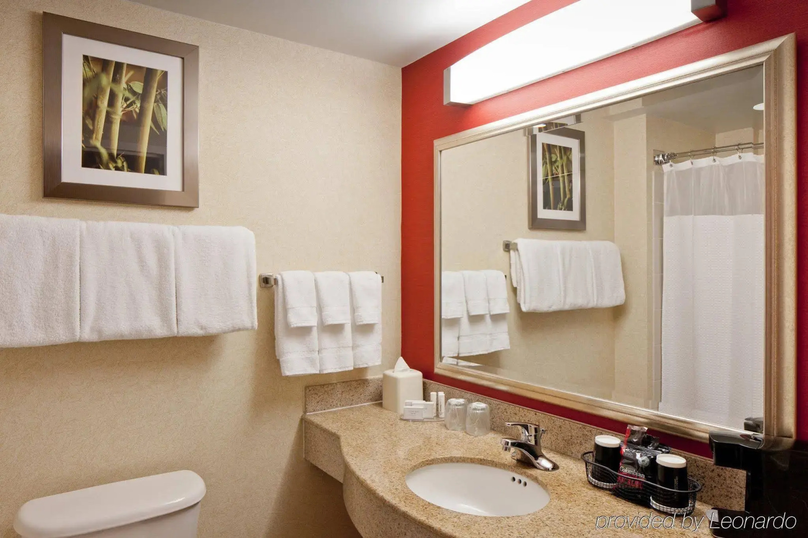 Foto - Courtyard by Marriott Boston Brookline