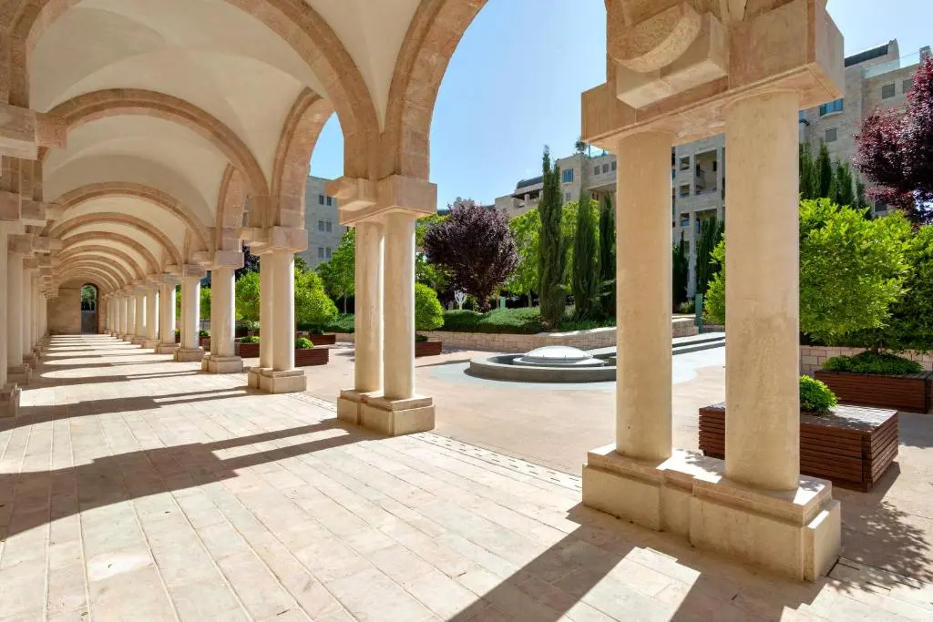 Photo - YMCA Three Arches Hotel