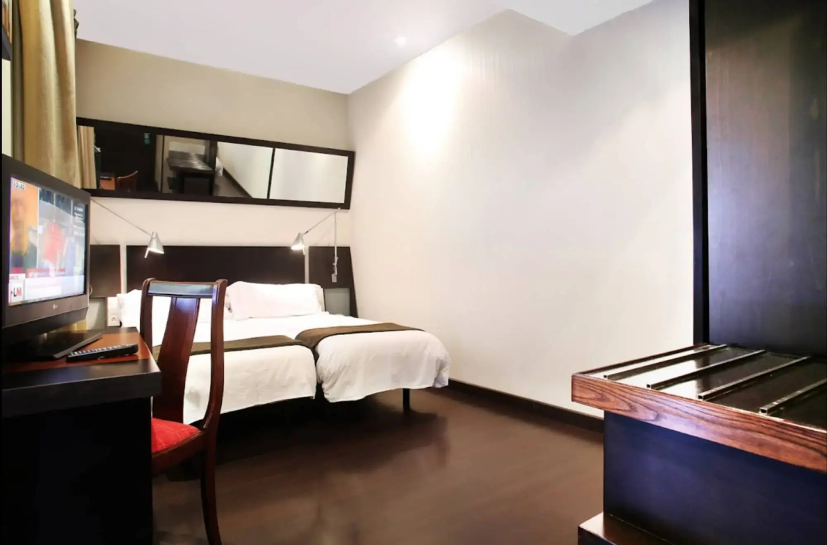 Photo - Hotel Avenida Gran Via