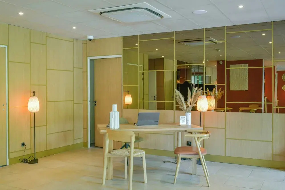 Foto - BHOMA Bourges - Hôtel