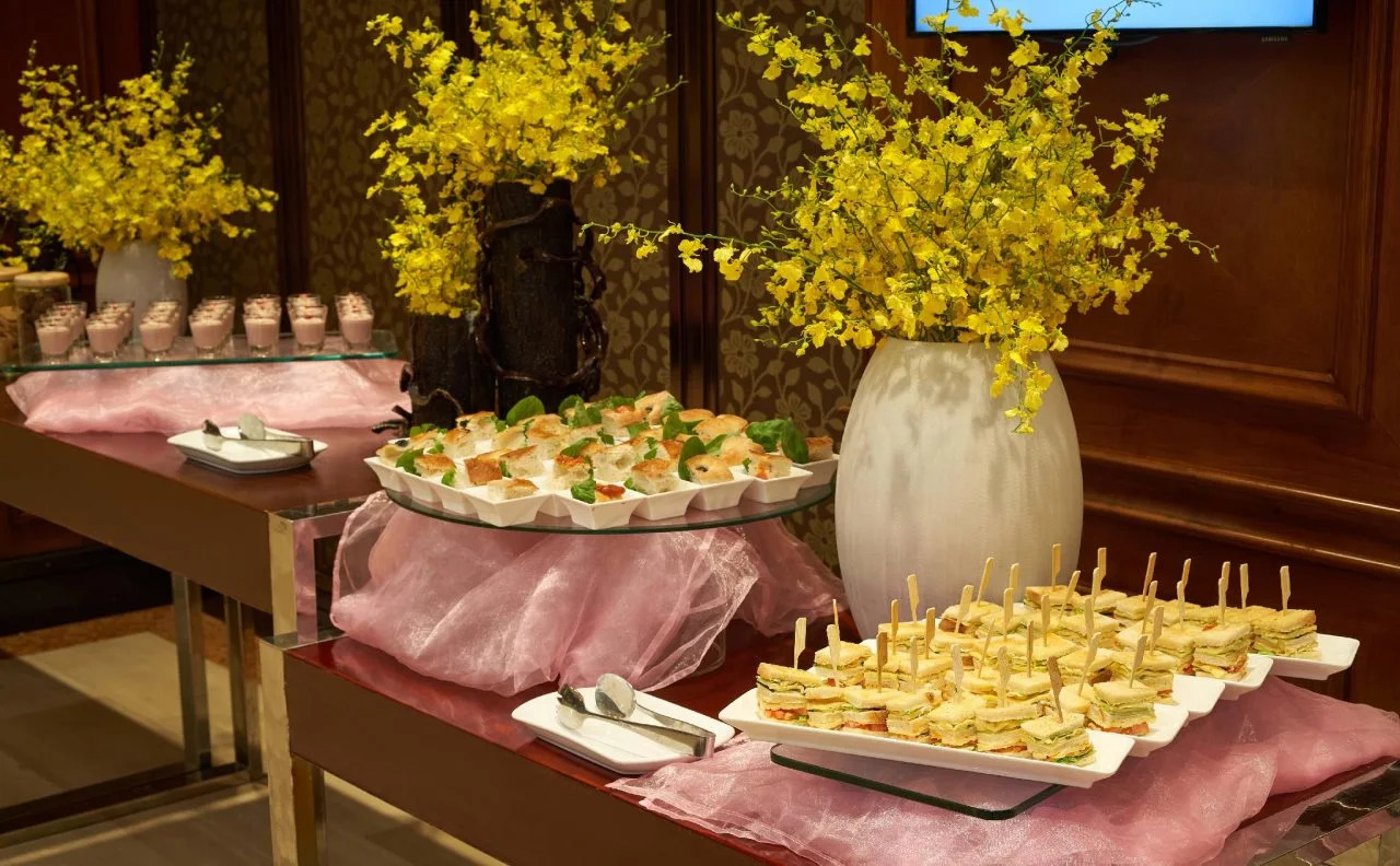 Photo - Windsor Plaza Hotel