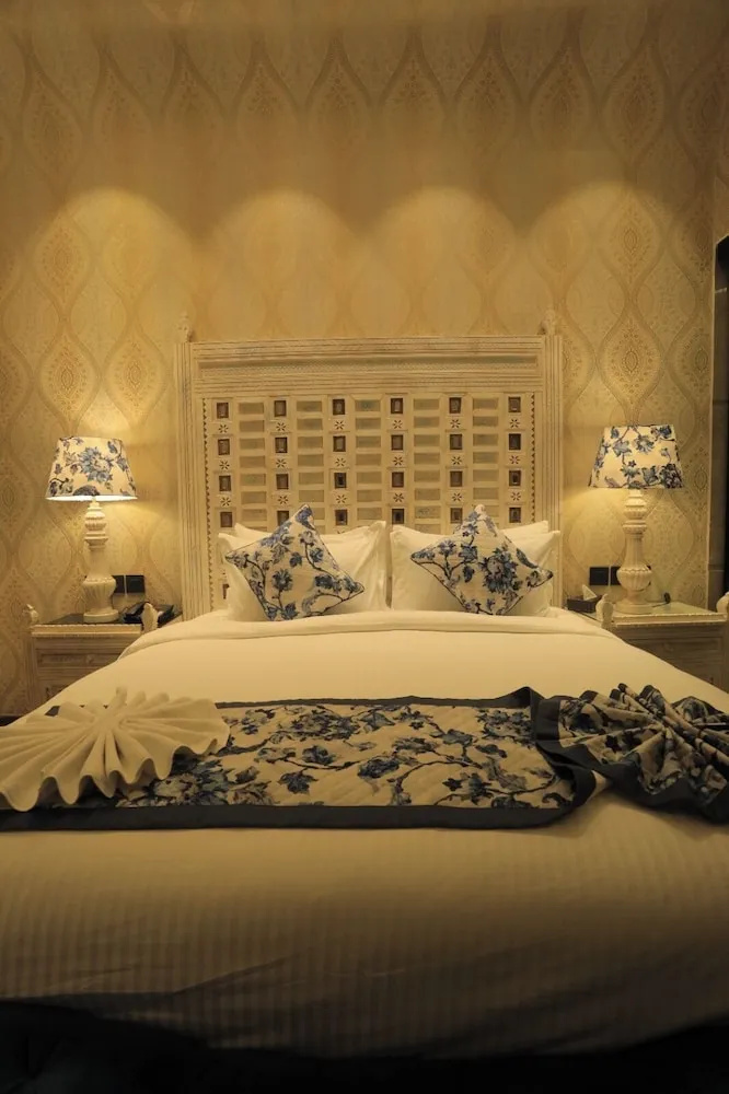 The Royal Venetian