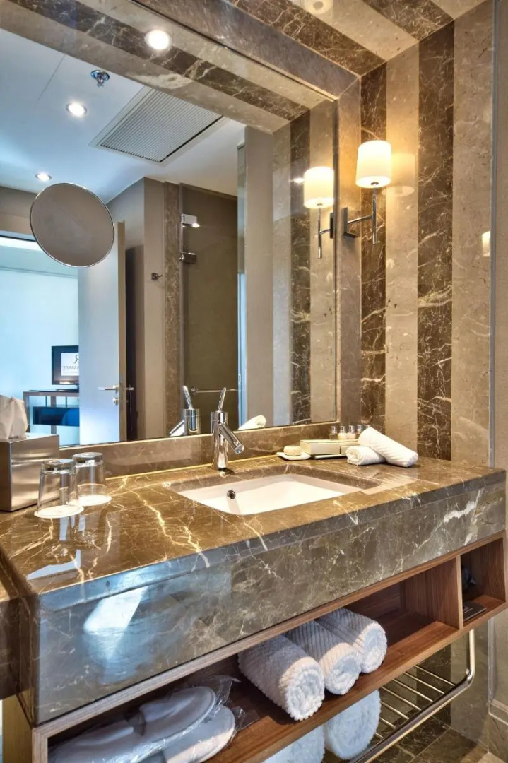 Foto - Renaissance Istanbul Polat Bosphorus Hotel