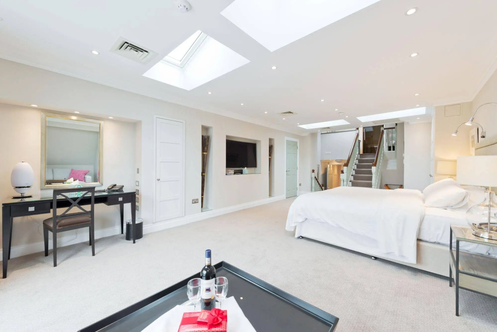 Photo - Roxford Lodge Hotel