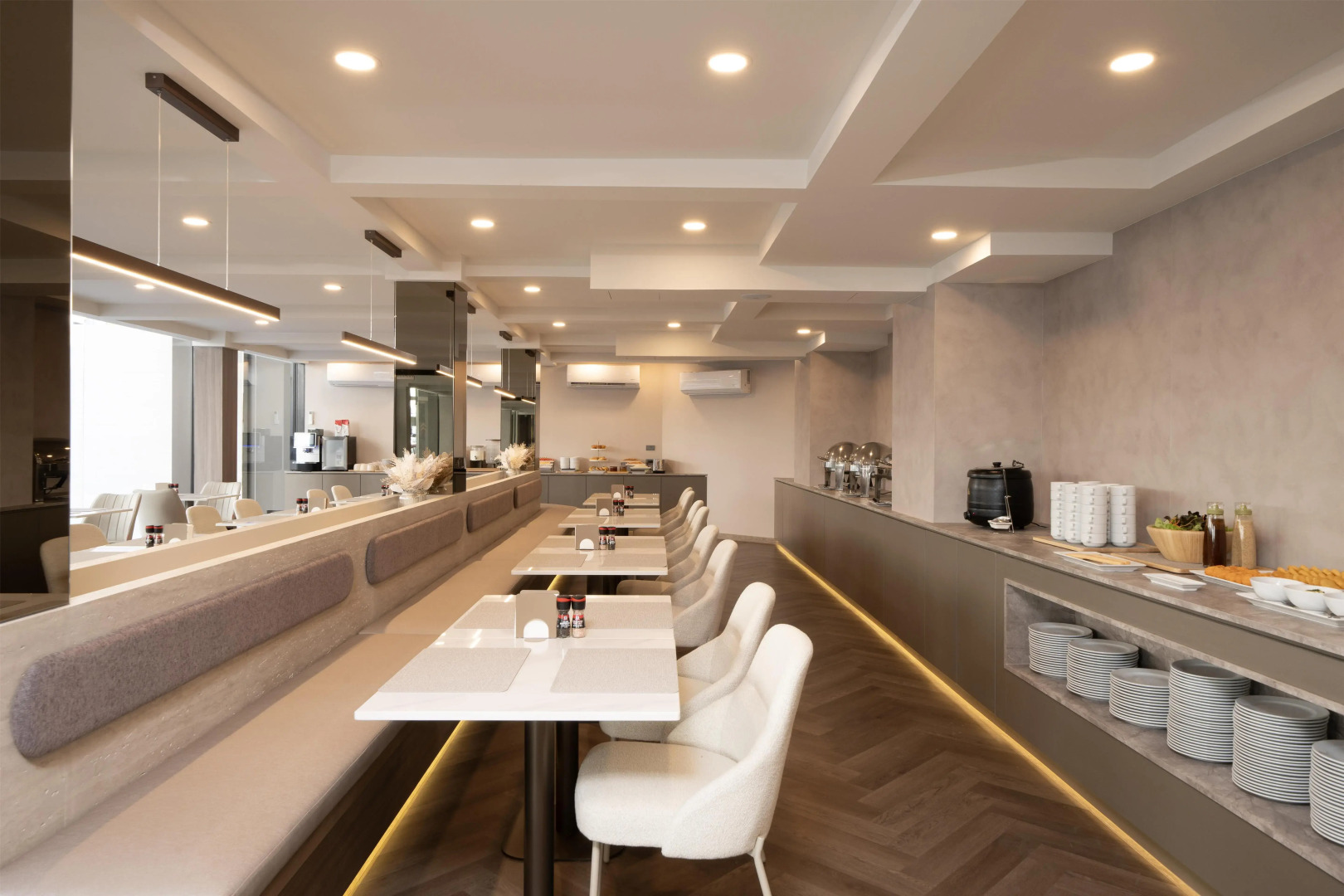 Foto - SureStay Plus by Best Western Ramkhamhaeng Airport Rail Link Bangkok