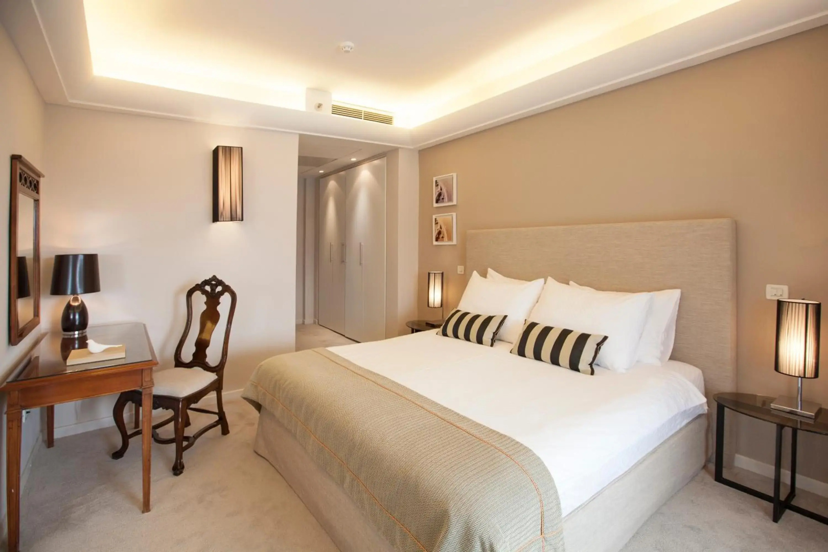 Photo - Hotel Croatia
