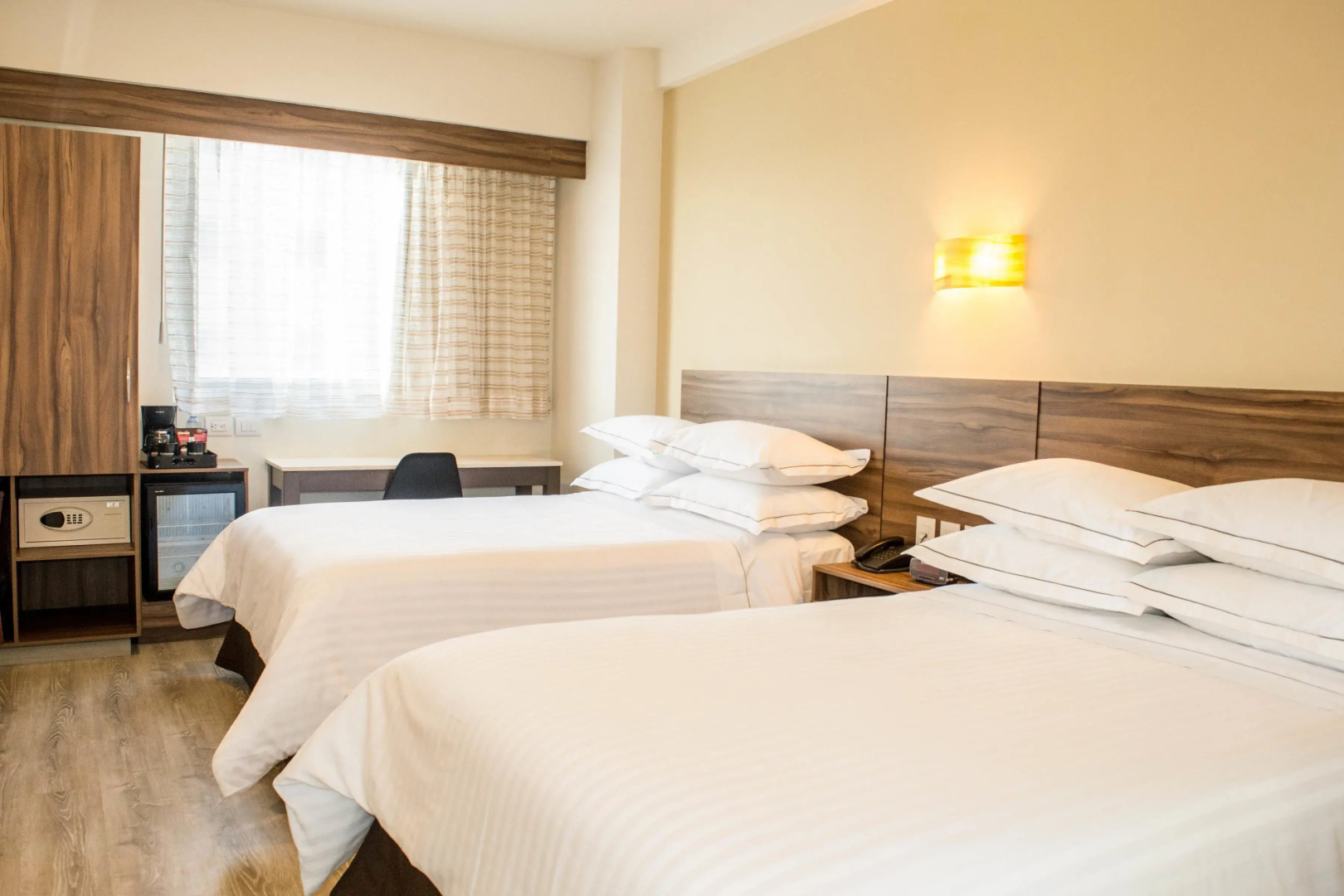 Foto - Hotel Crown Victoria