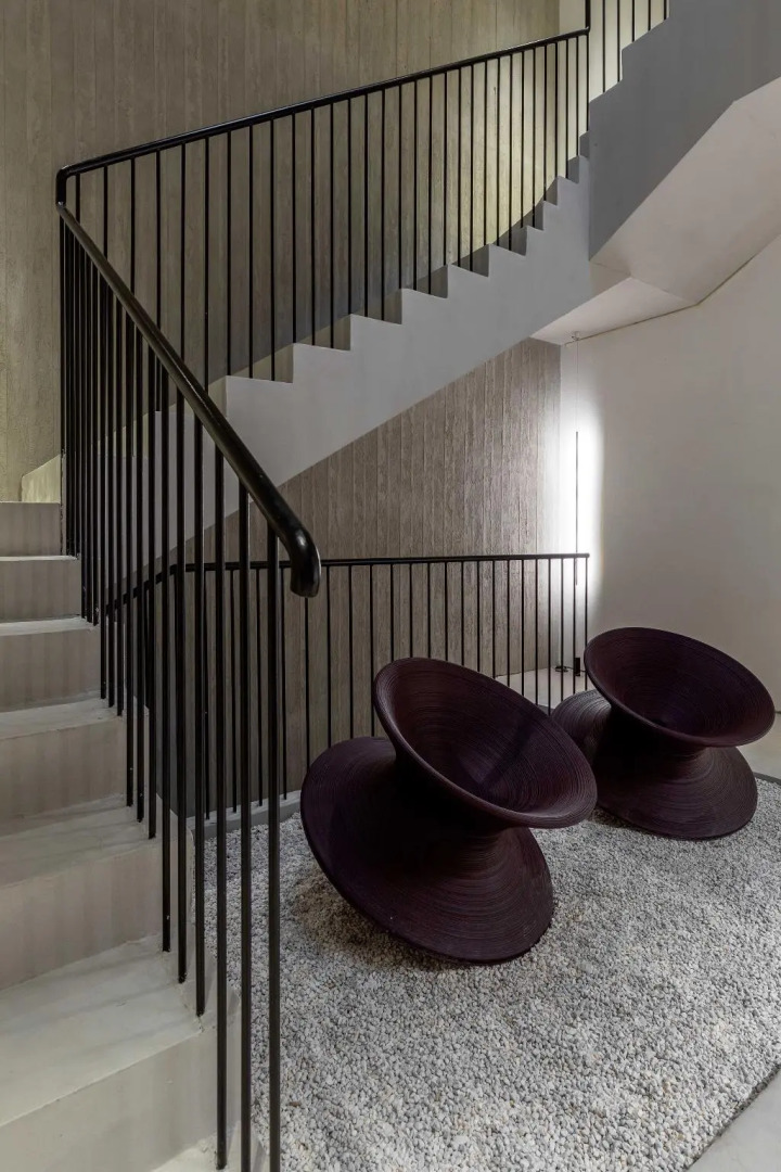 Foto - The Newel Psychiko