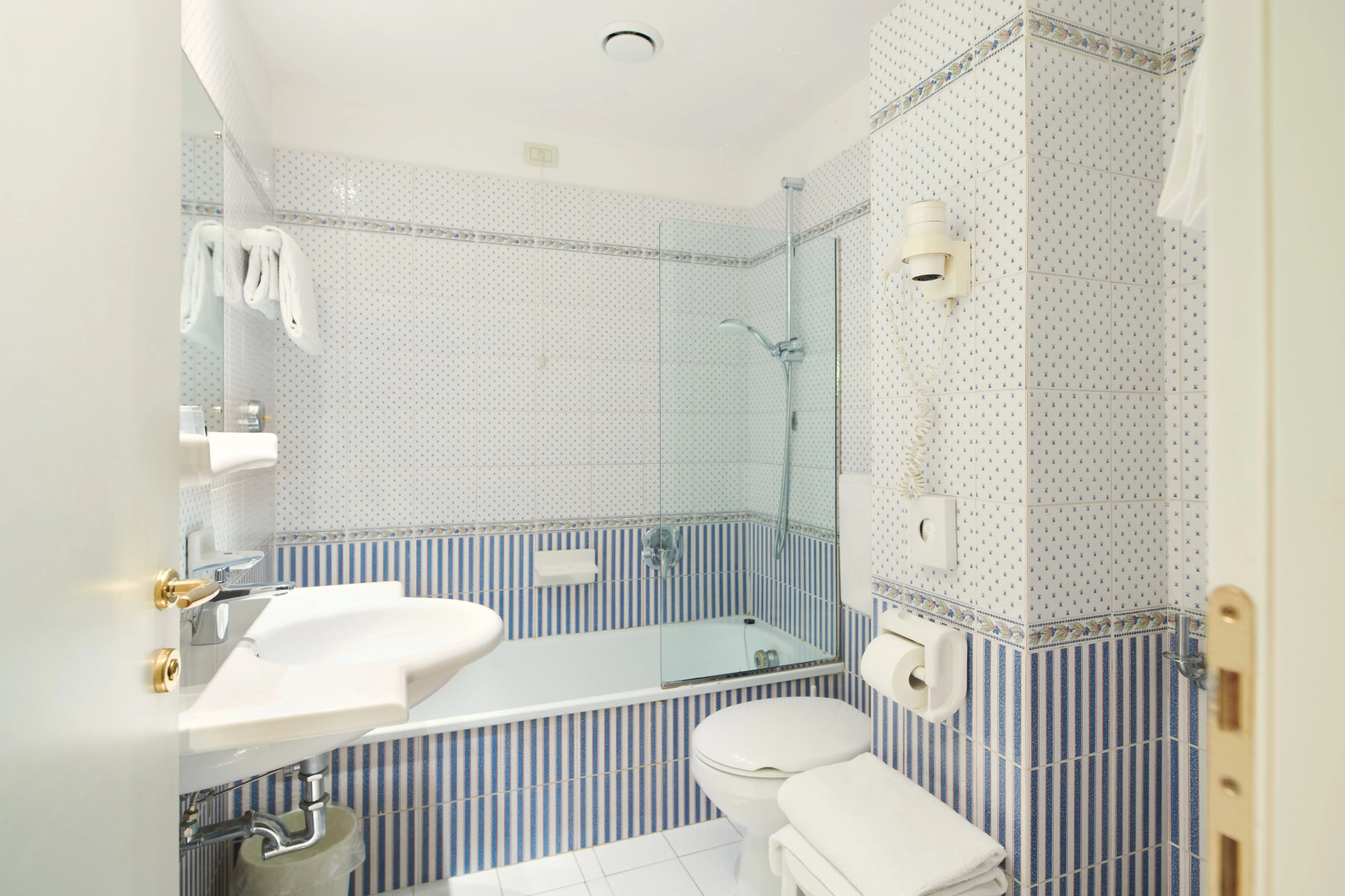Photo - Hotel Plaza