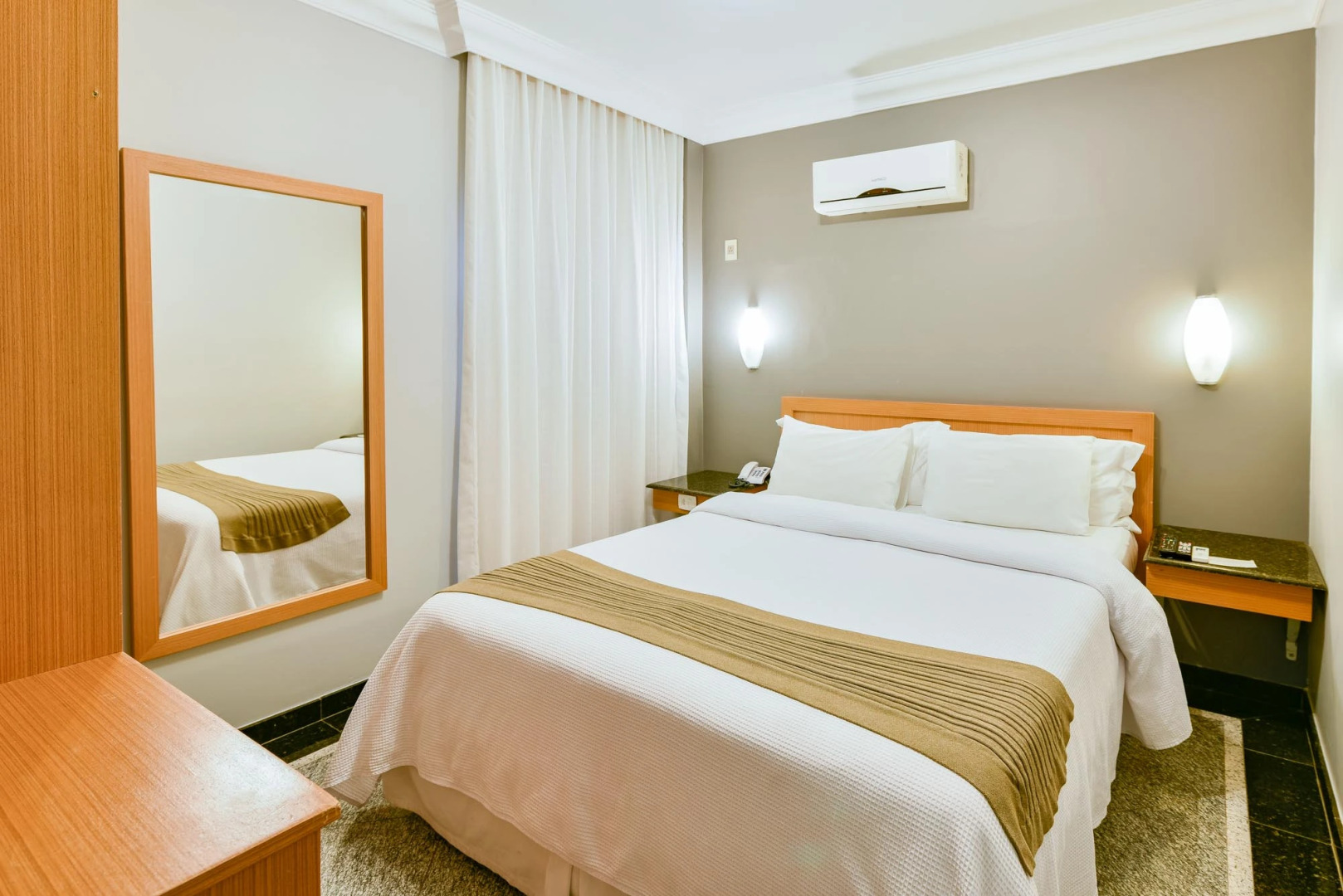 Foto - Plaza Inn Executive