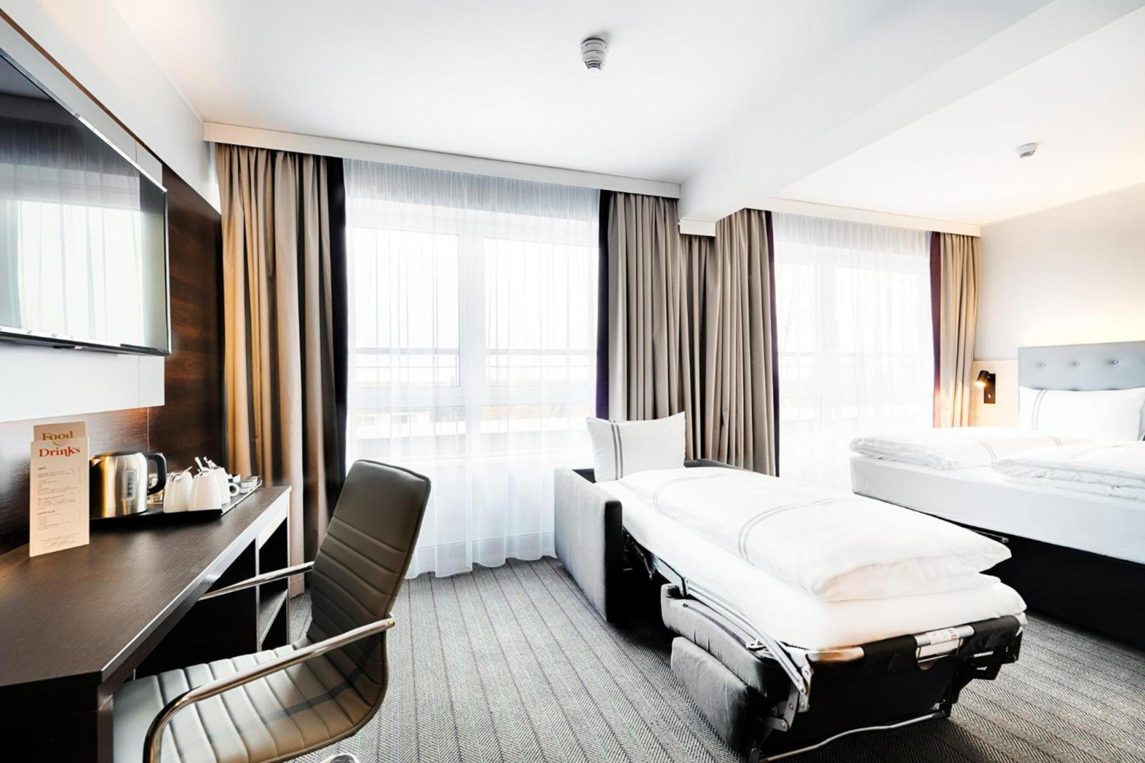 Photo - Premier Inn Berlin City Süd