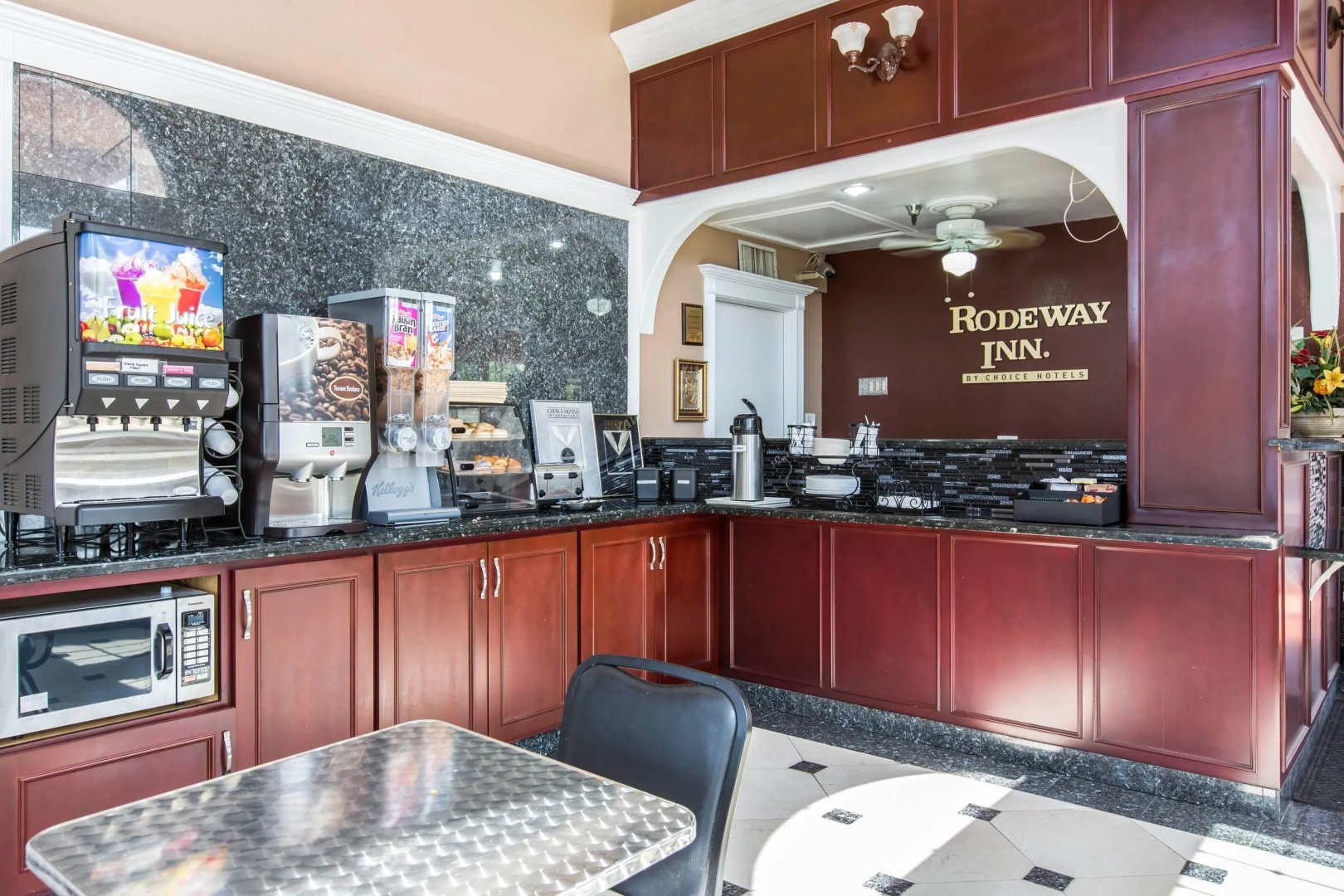 Photo - Rodeway Inn Cypress - Buena Park