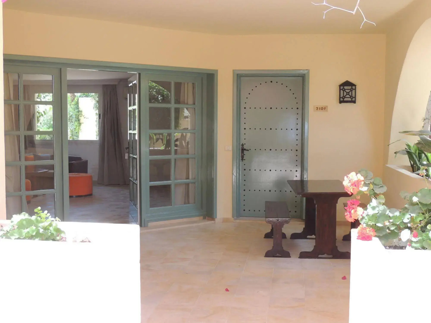 Foto - Suites Hôtel Les Charmilles & Spa