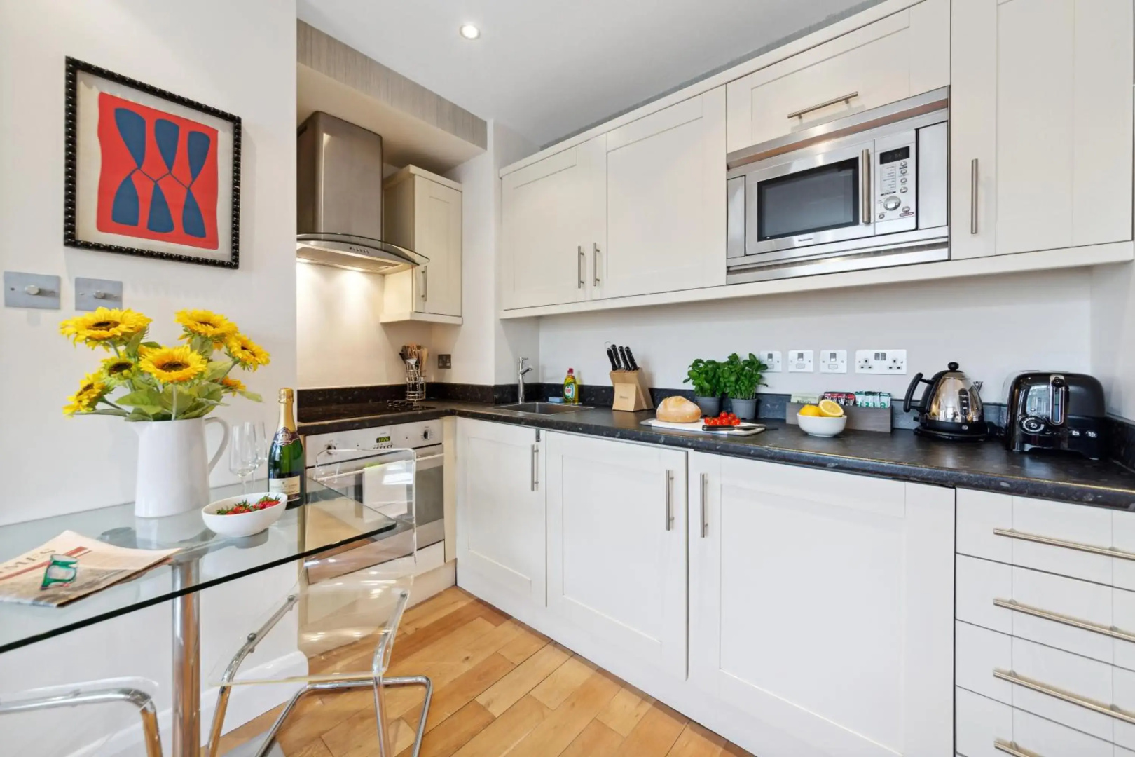 Photo - Nell Gwynn Chelsea Accommodation