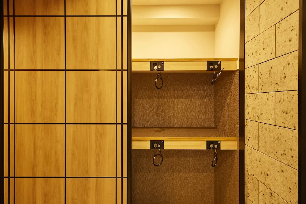 Photo - Section L Hatchobori