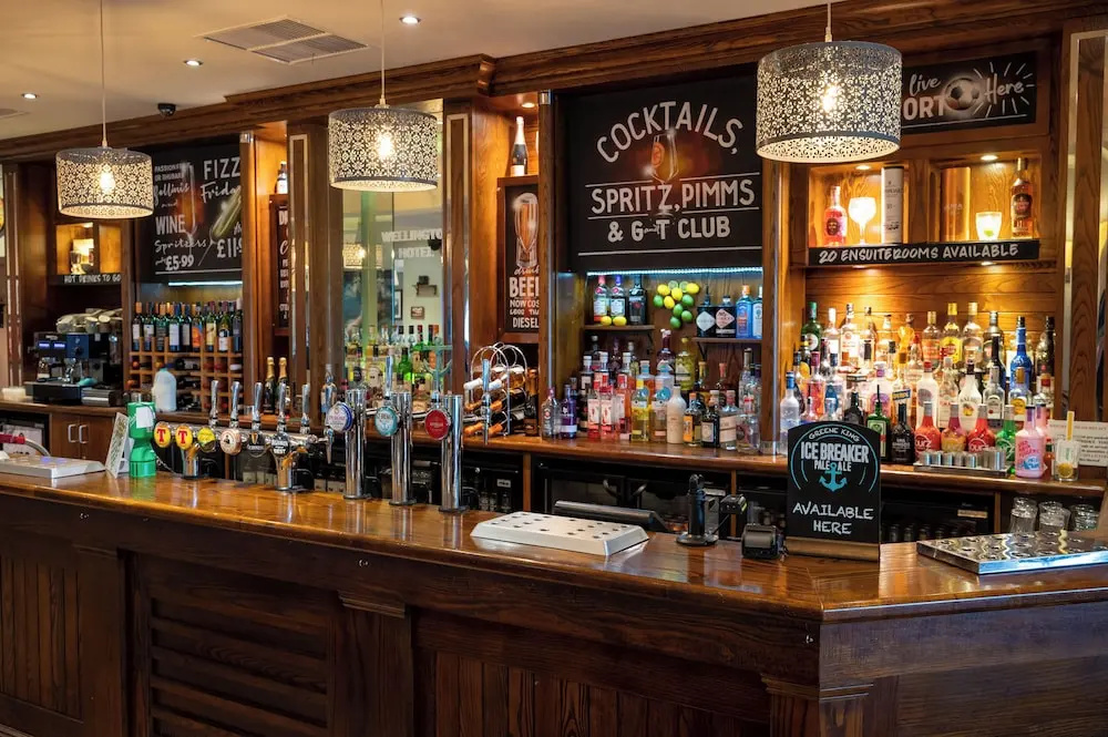 Photo - Wellington Hotel by Greene King Inns