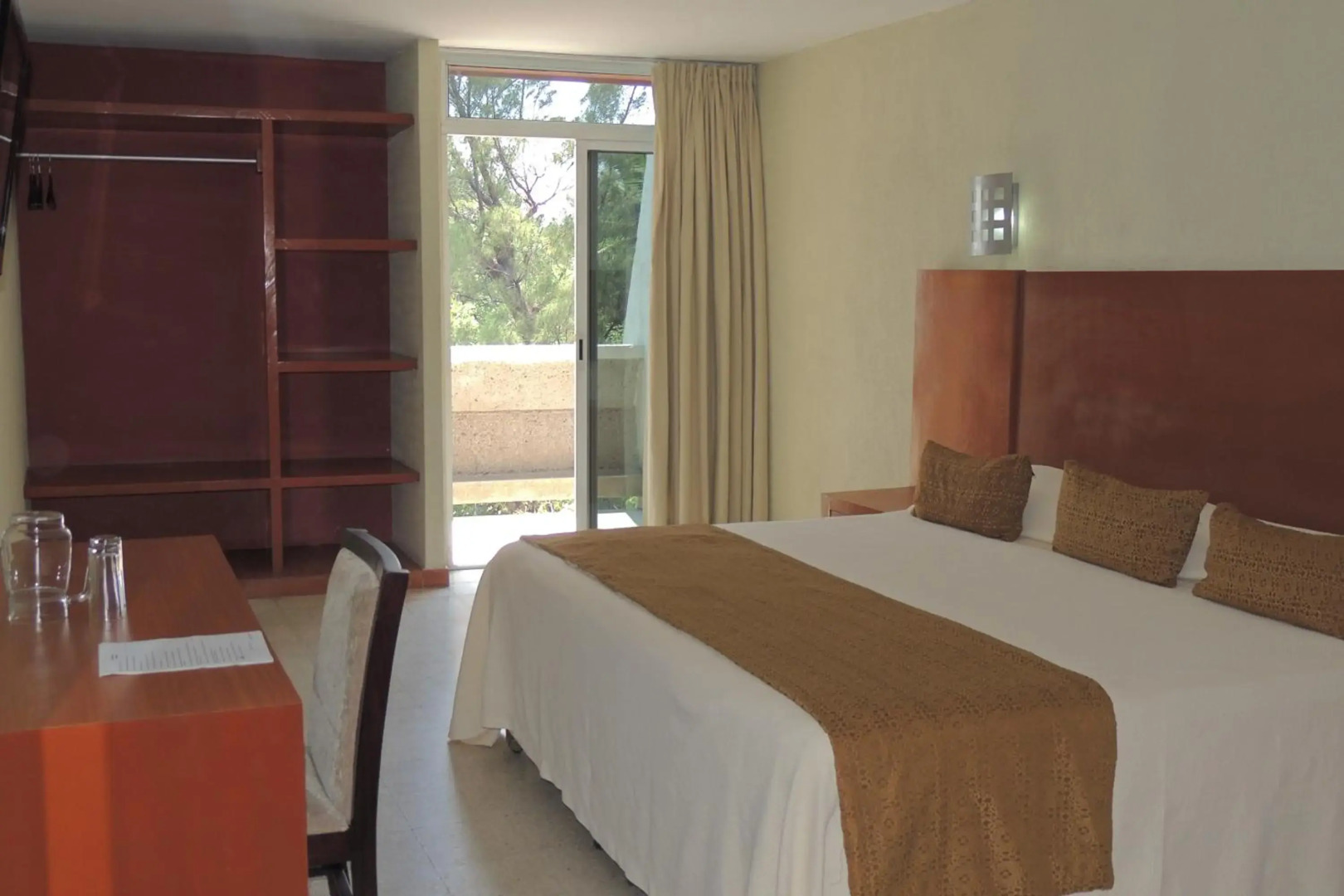 Photo - Hotel Central
