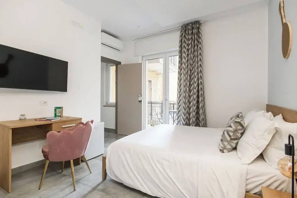 Foto - Salvator Rosa Rooms - Di fronte alla Metro, Terrazza & Self Check in