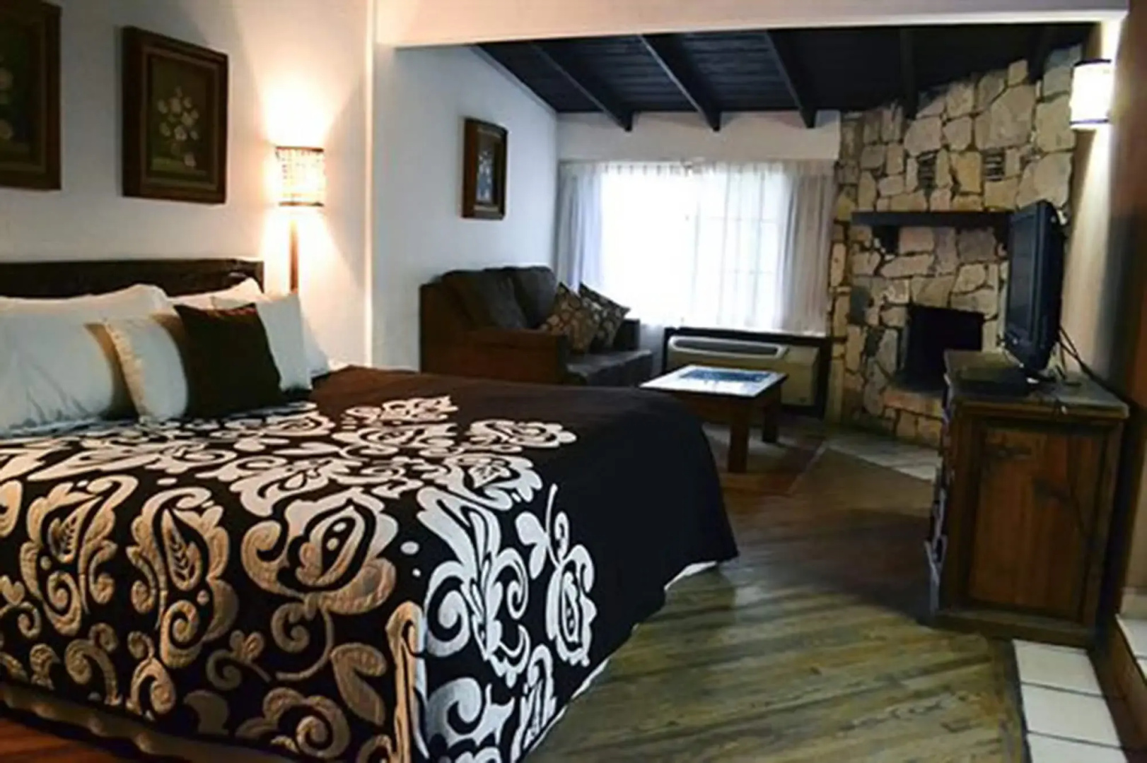 Photo - Hotel Chipinque