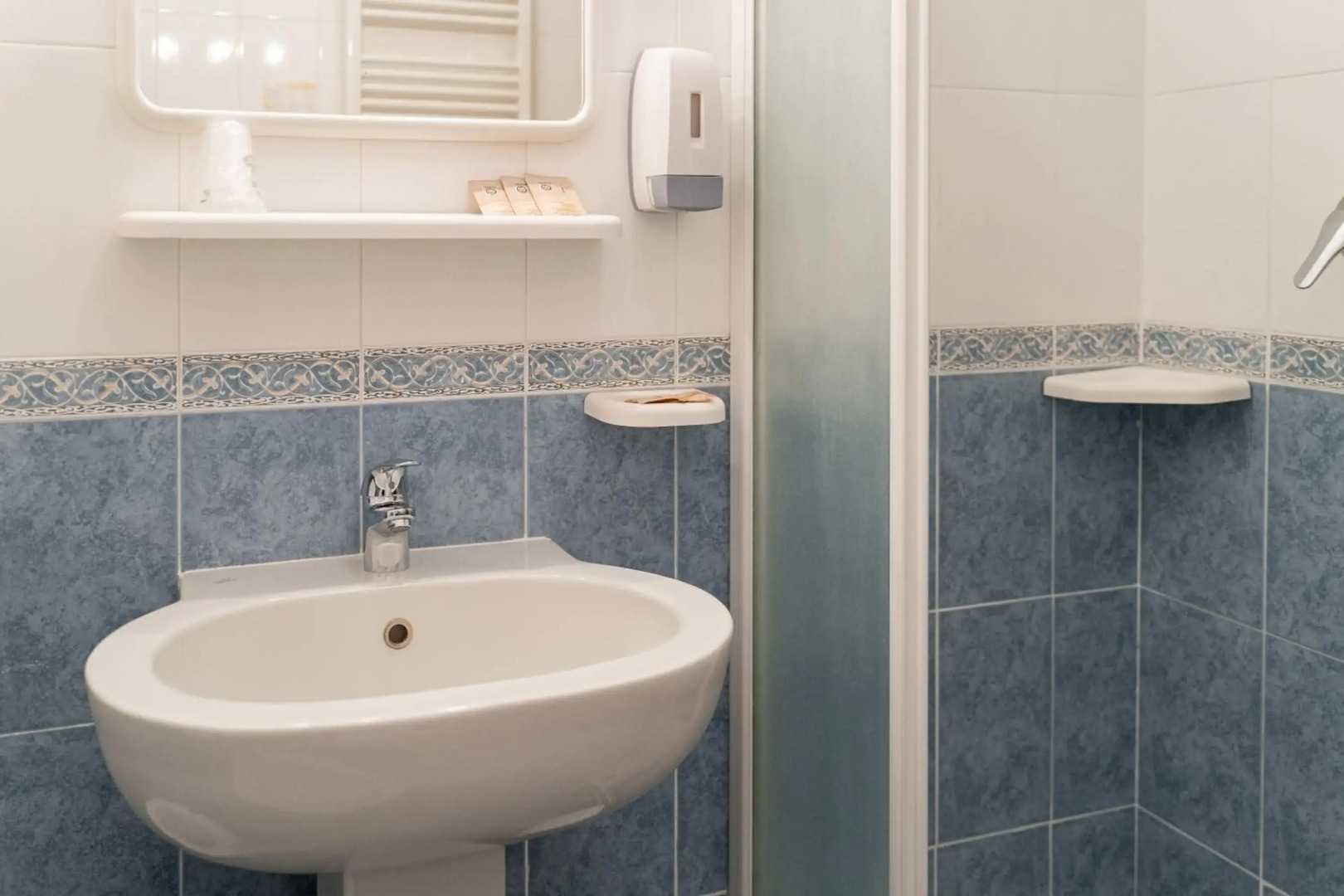 Photo - Hotel Tivoli