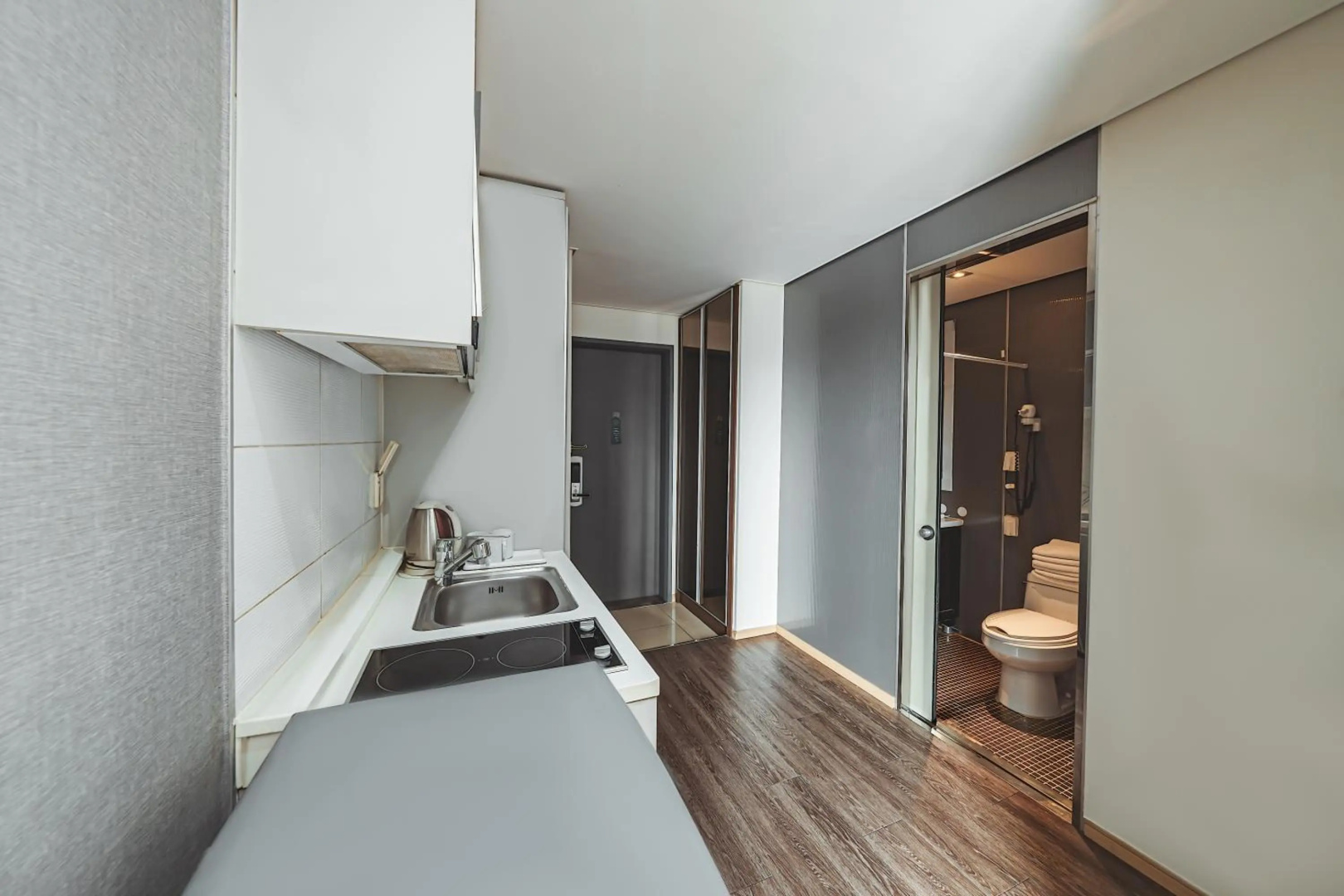 Photo - Brown Suites Hotel Sinchon Central