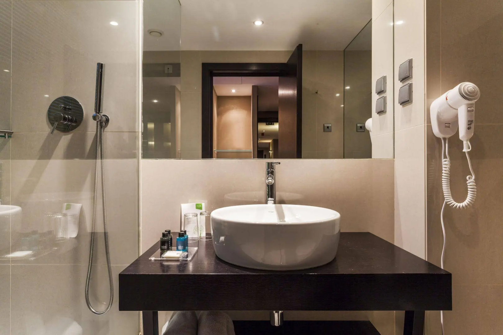 Photo - Czar Lisbon Hotel