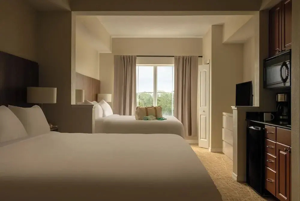 Foto - The Point Hotel & Suites