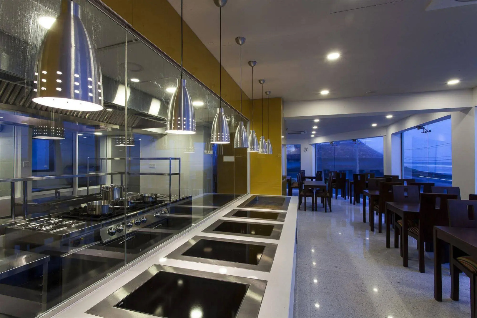 Photo - The Ocean Colombo - Guaranteed Sea View Rooms