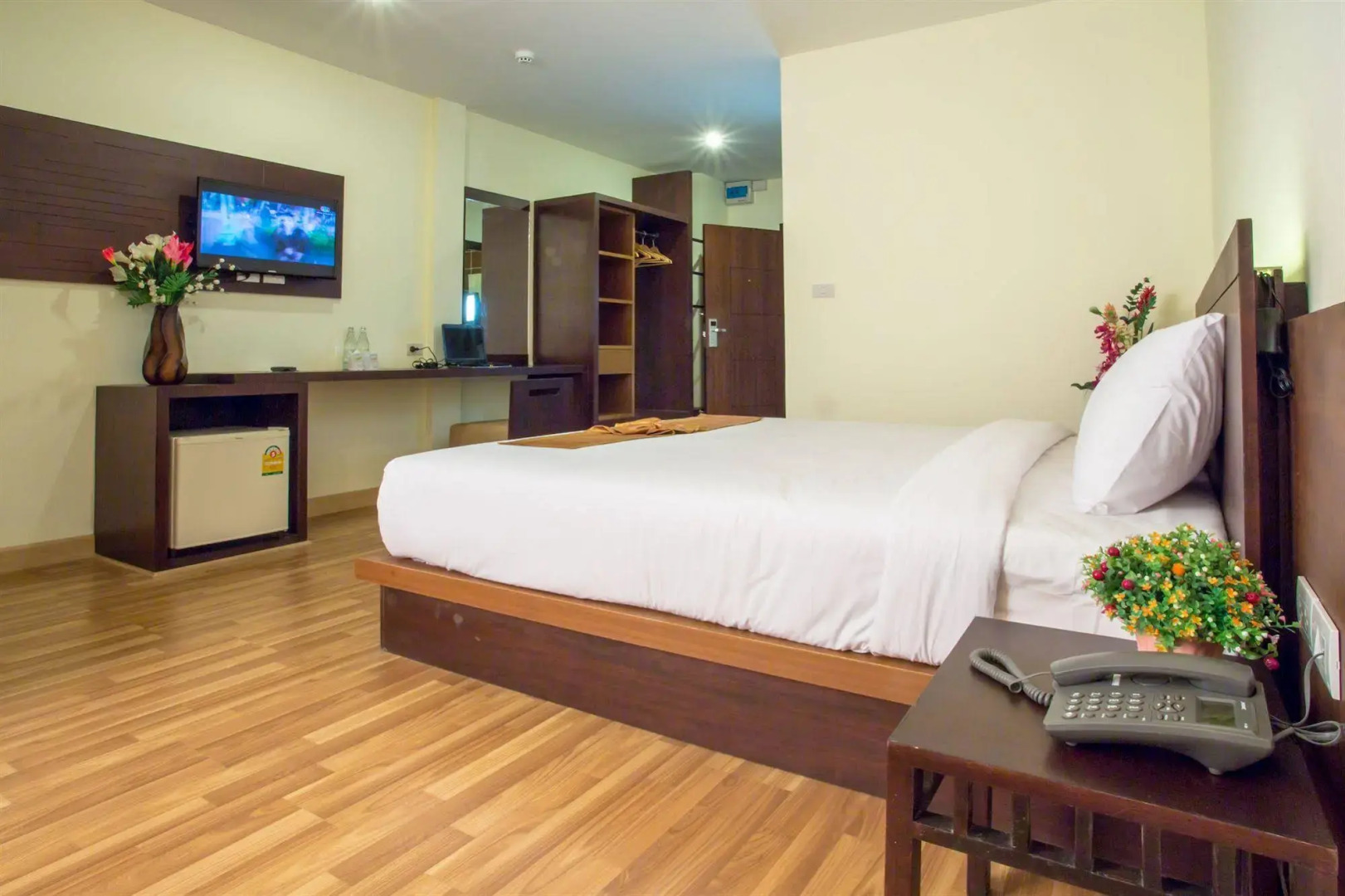 Photo - Pangviman Place Resotel SHA Plus