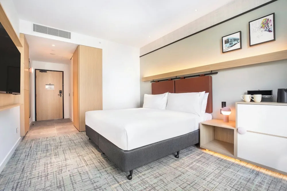 Photo - Holiday Inn Melbourne Bourke Street Mall by IHG