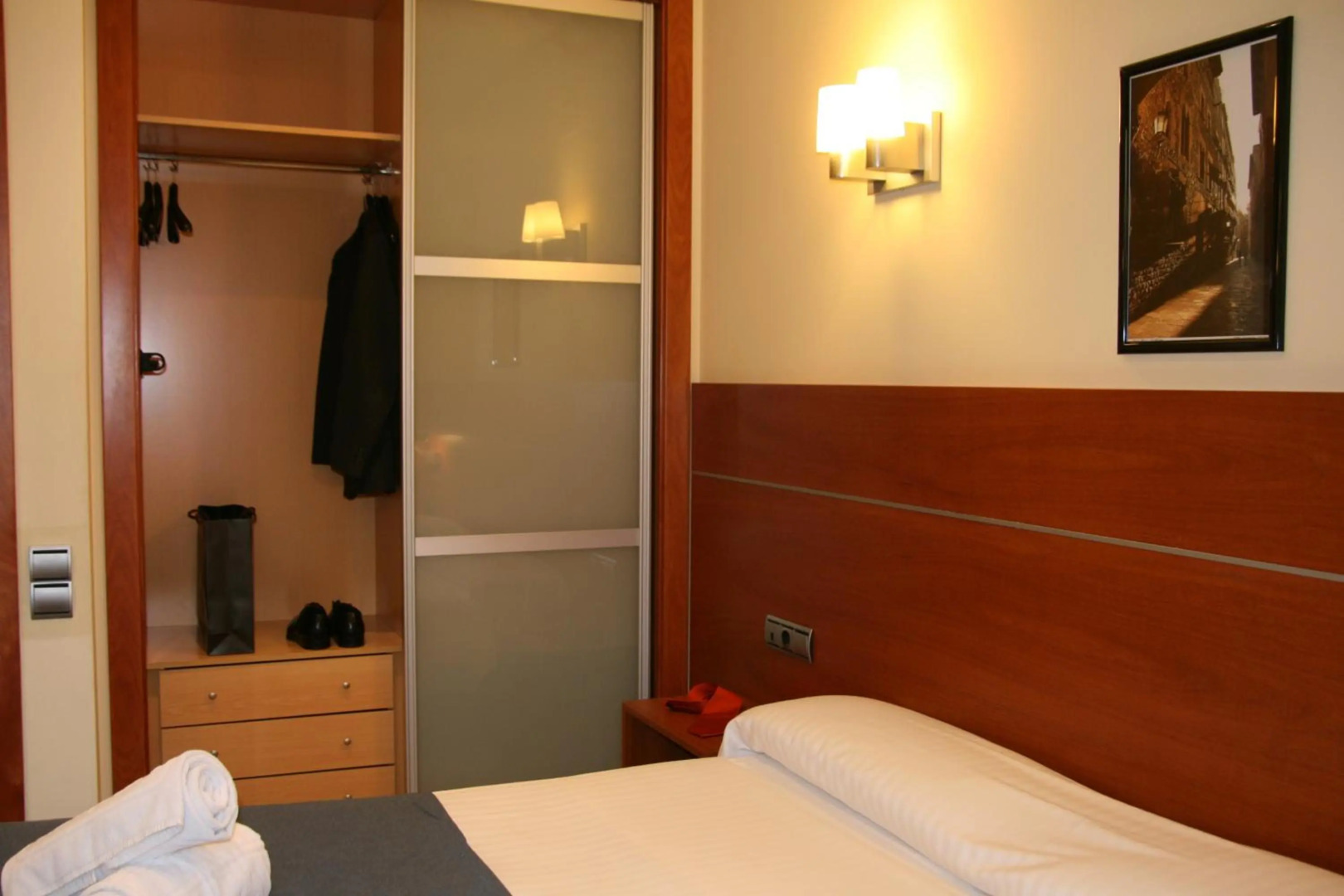 Photo - Apartaments Aragó565