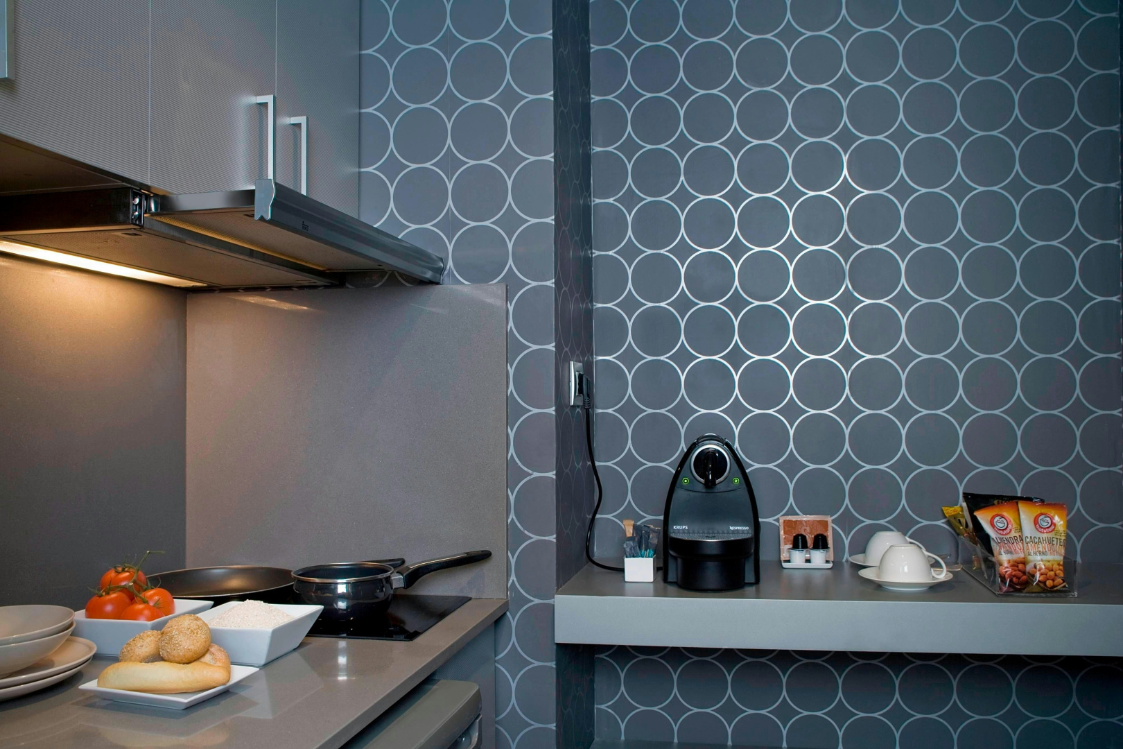 Photo - AC Hotel Victoria Suites by Marriott