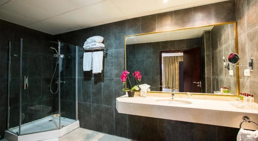 Photo - Mikhael's Hotel