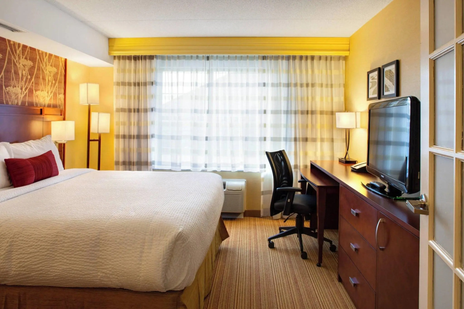 Foto - Courtyard by Marriott London