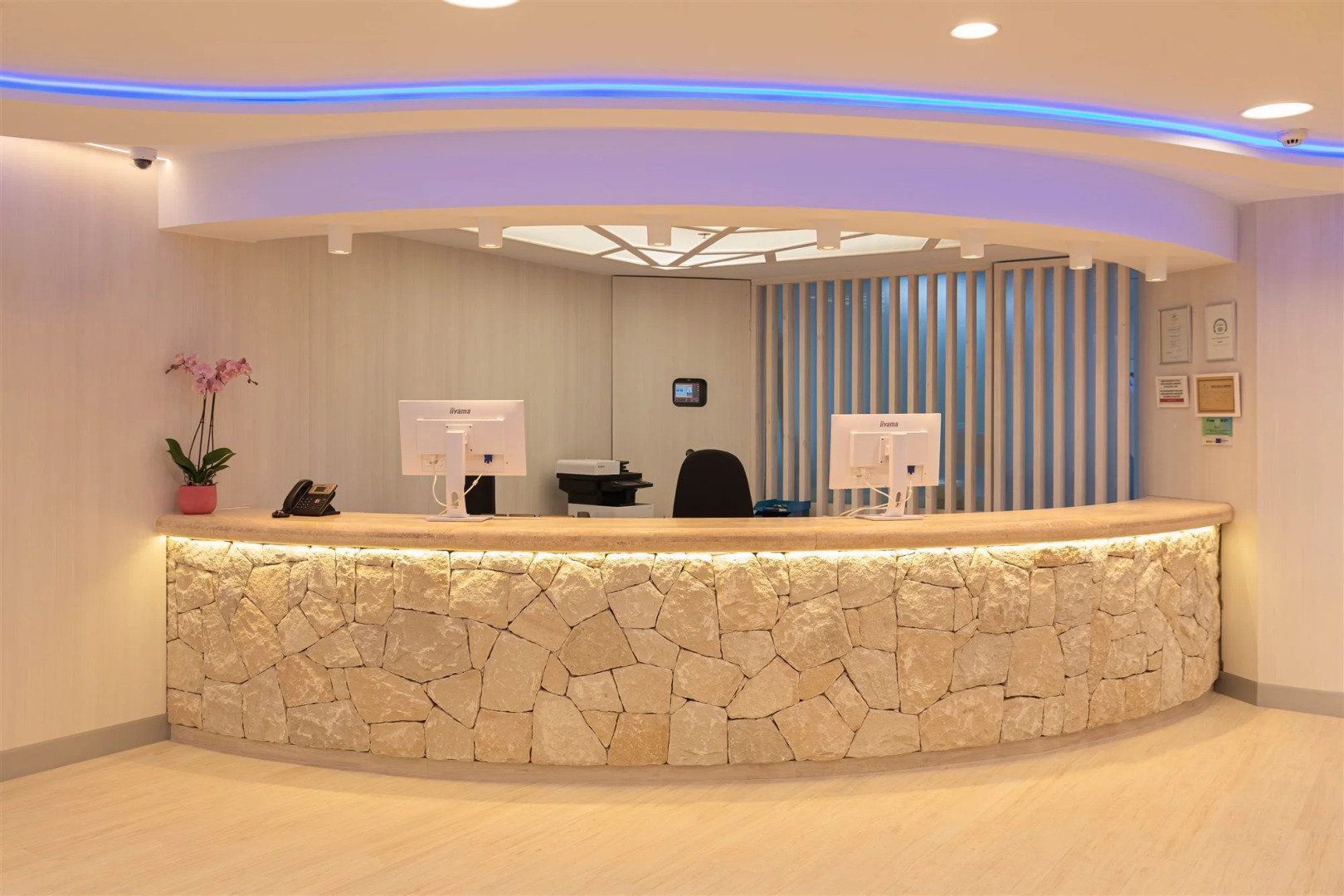 Photo - Ambassador Playa II