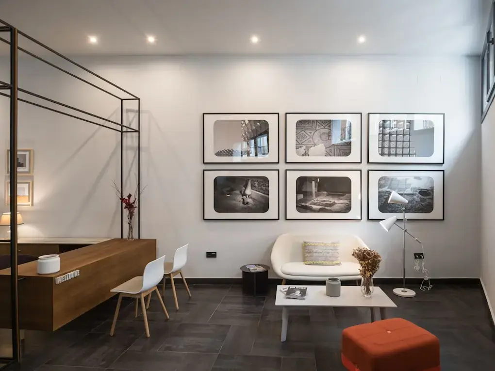 Photo - Welldone Antiquarium