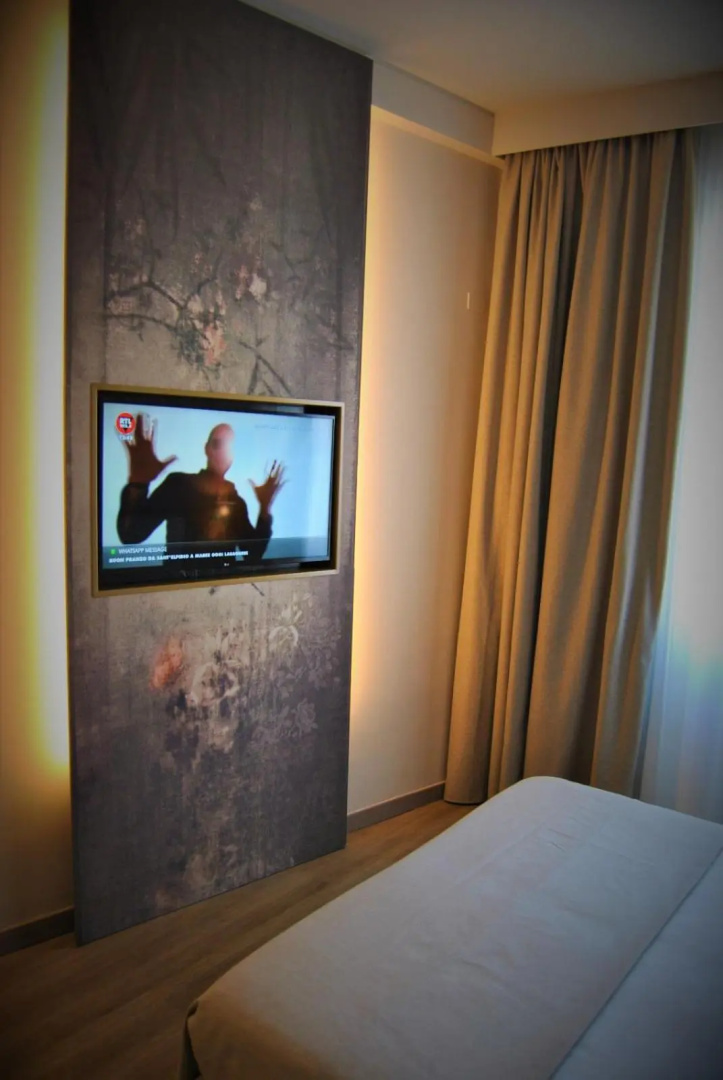 Photo - Mokinba Hotels King