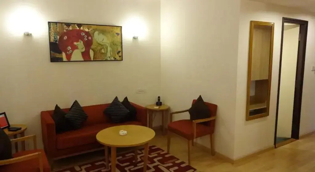Photo - Red Fox by Lemon Tree Hotels, Hyderabad