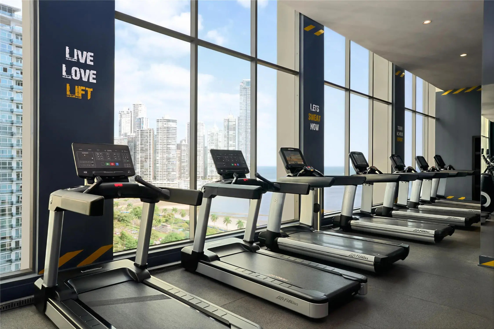 Photo - Hilton Panama