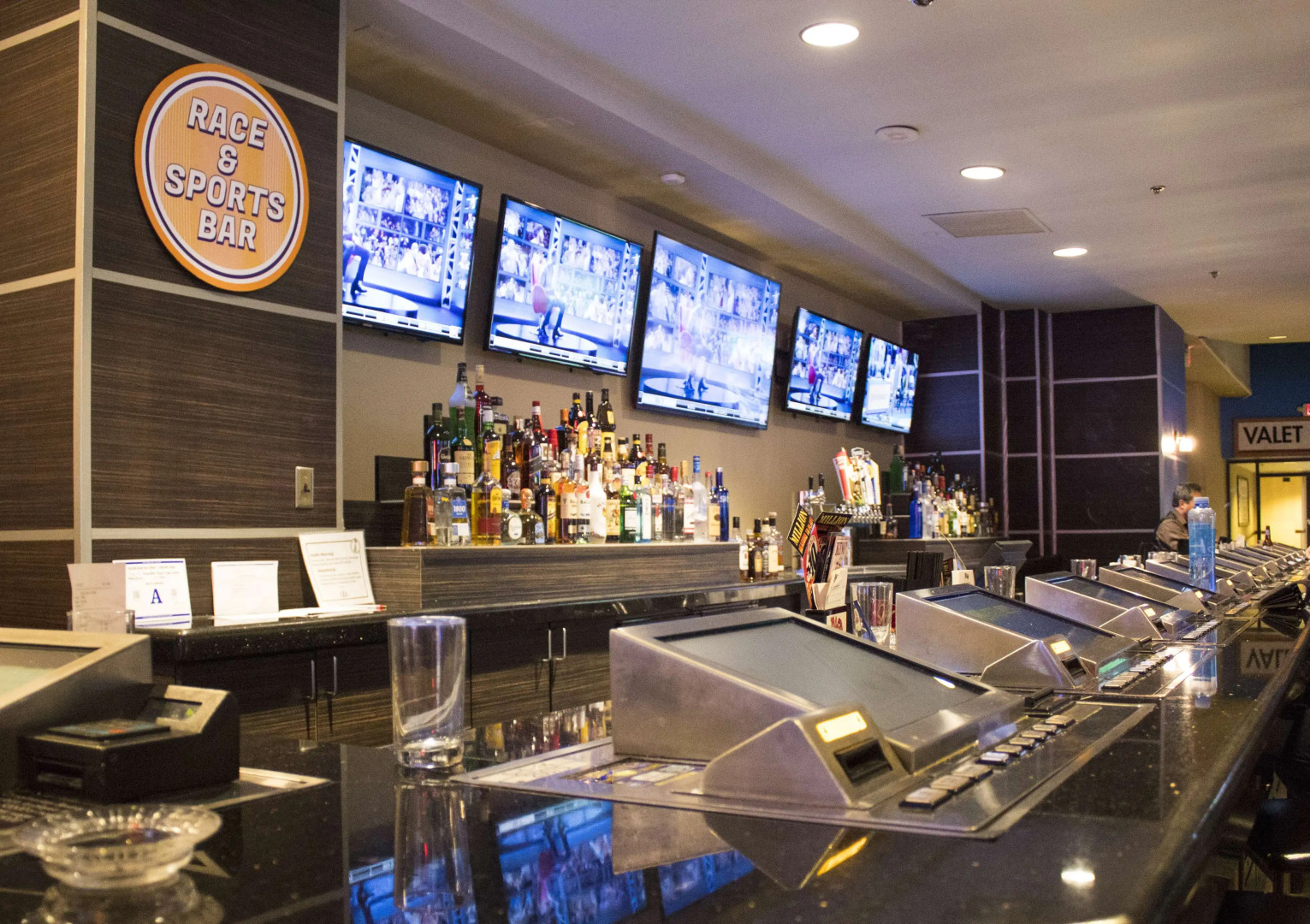 Photo - Plaza Hotel & Casino