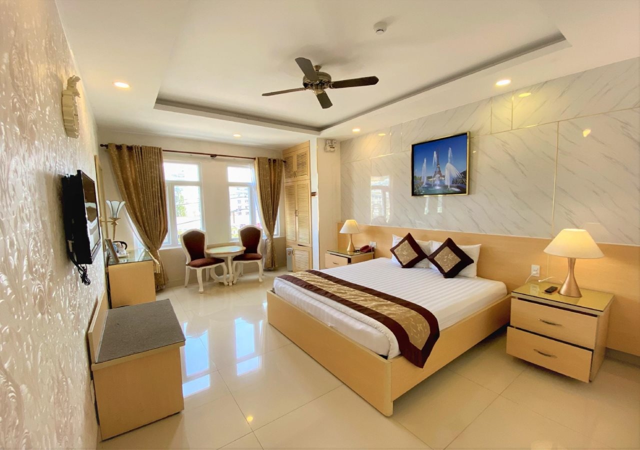 Tulip Hotel 2
