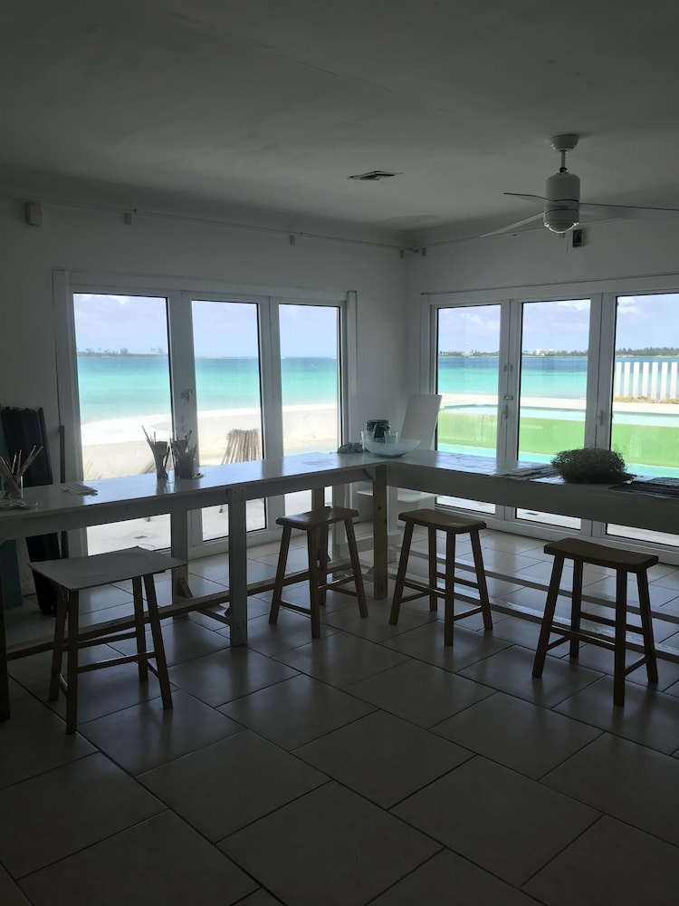 Art Retreat Bahamas