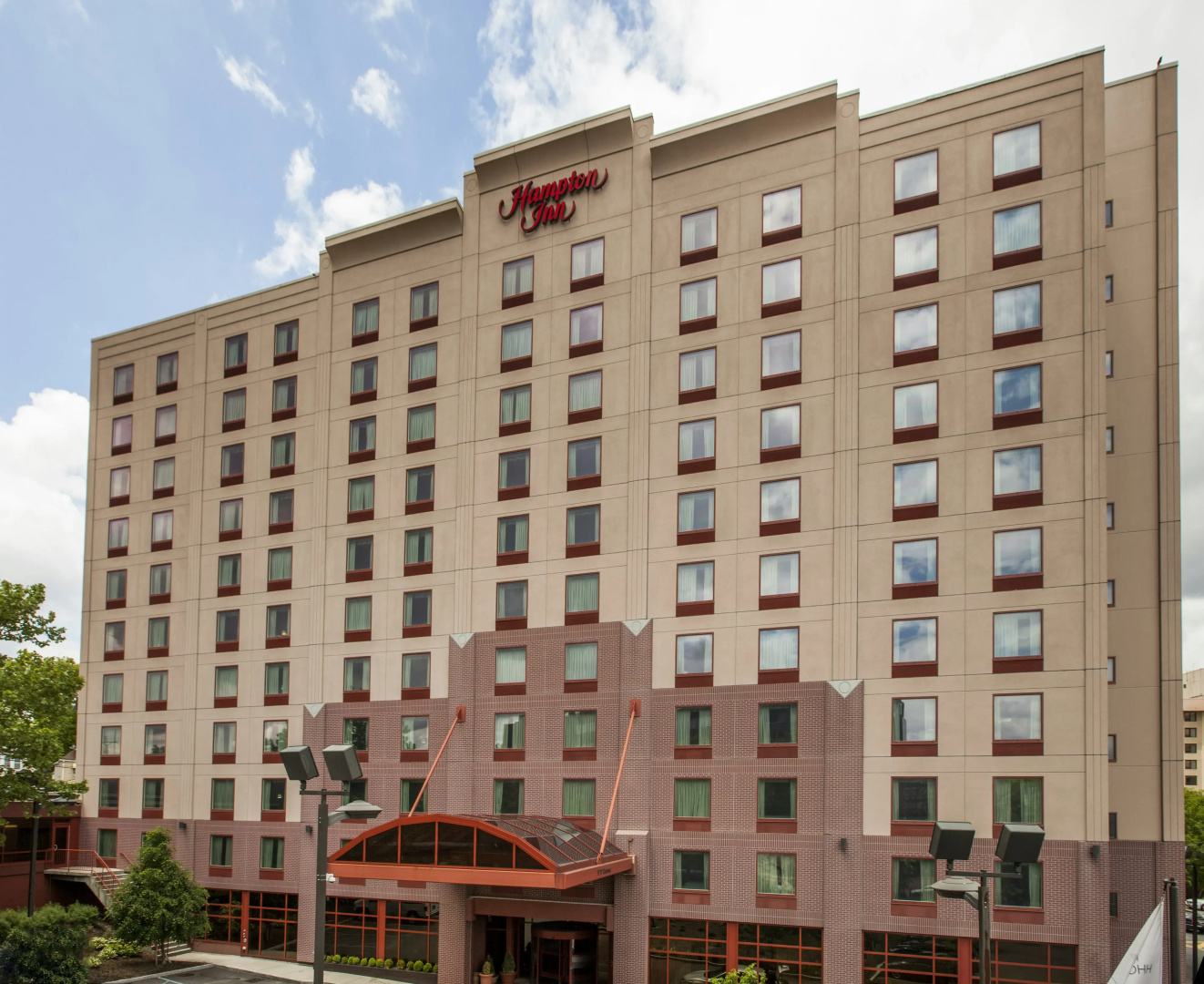 Photo - Hampton Inn New York - LaGuardia Airport