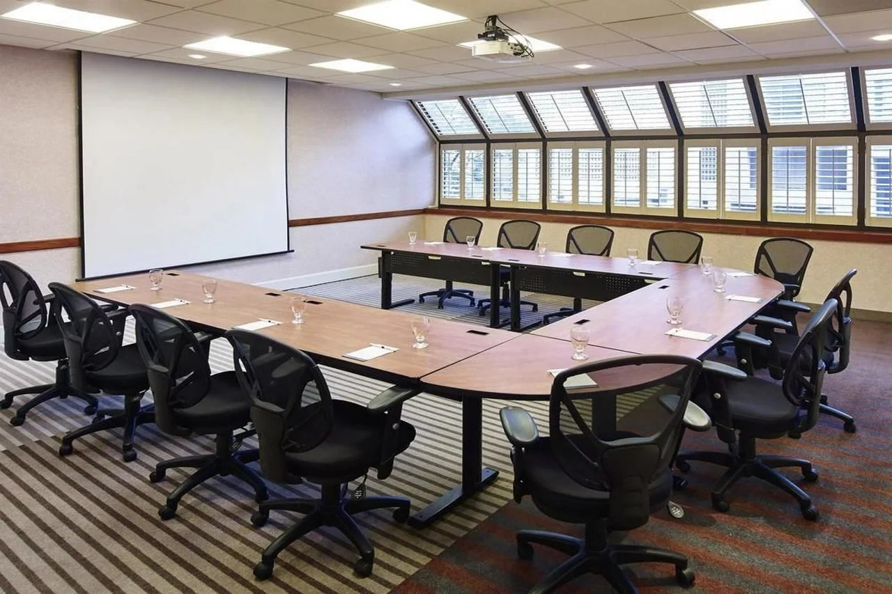 Photo - Delta Hotels by Marriott Toronto Mississauga